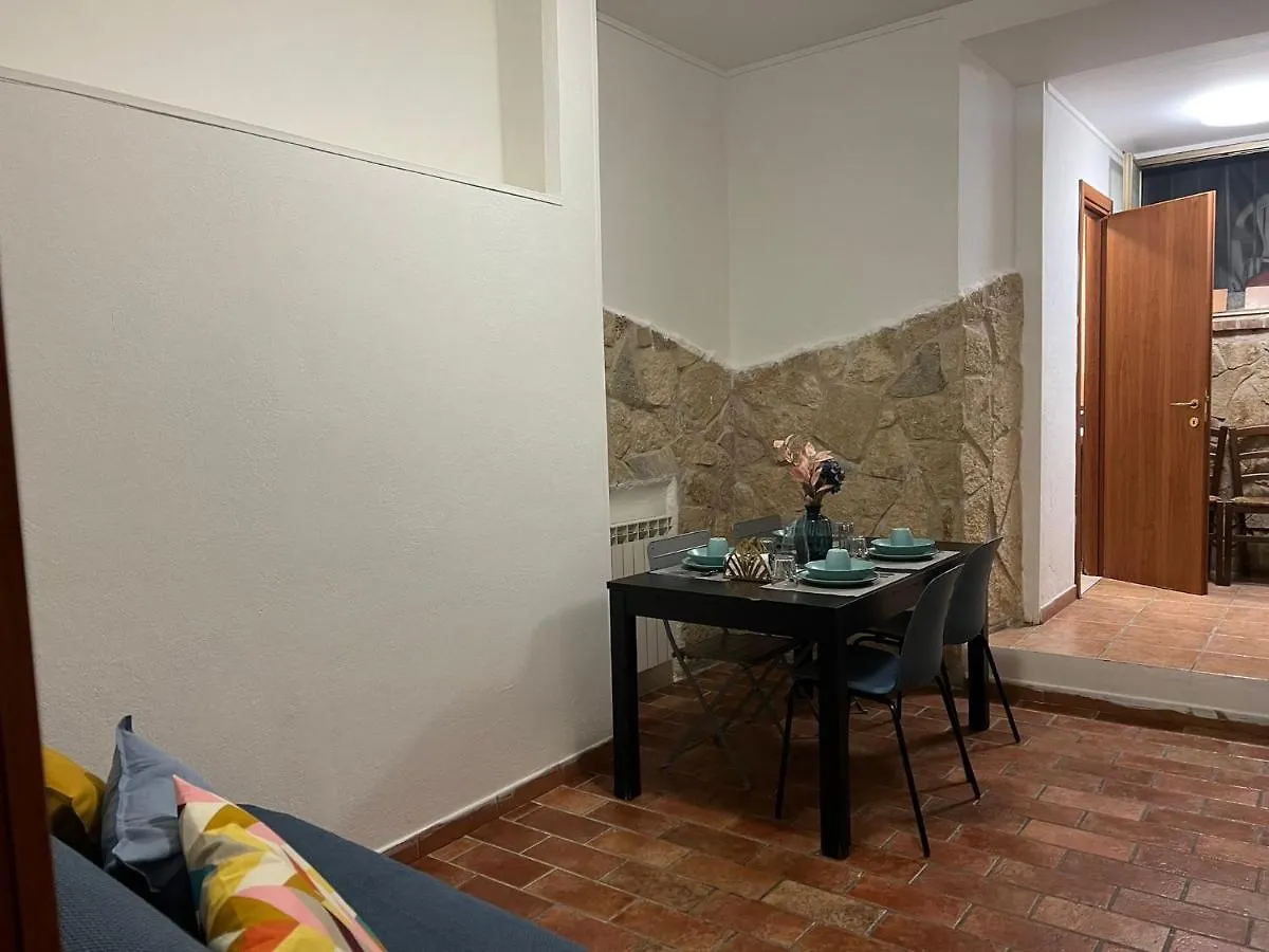 Cowsin House Apartment Rome Italy